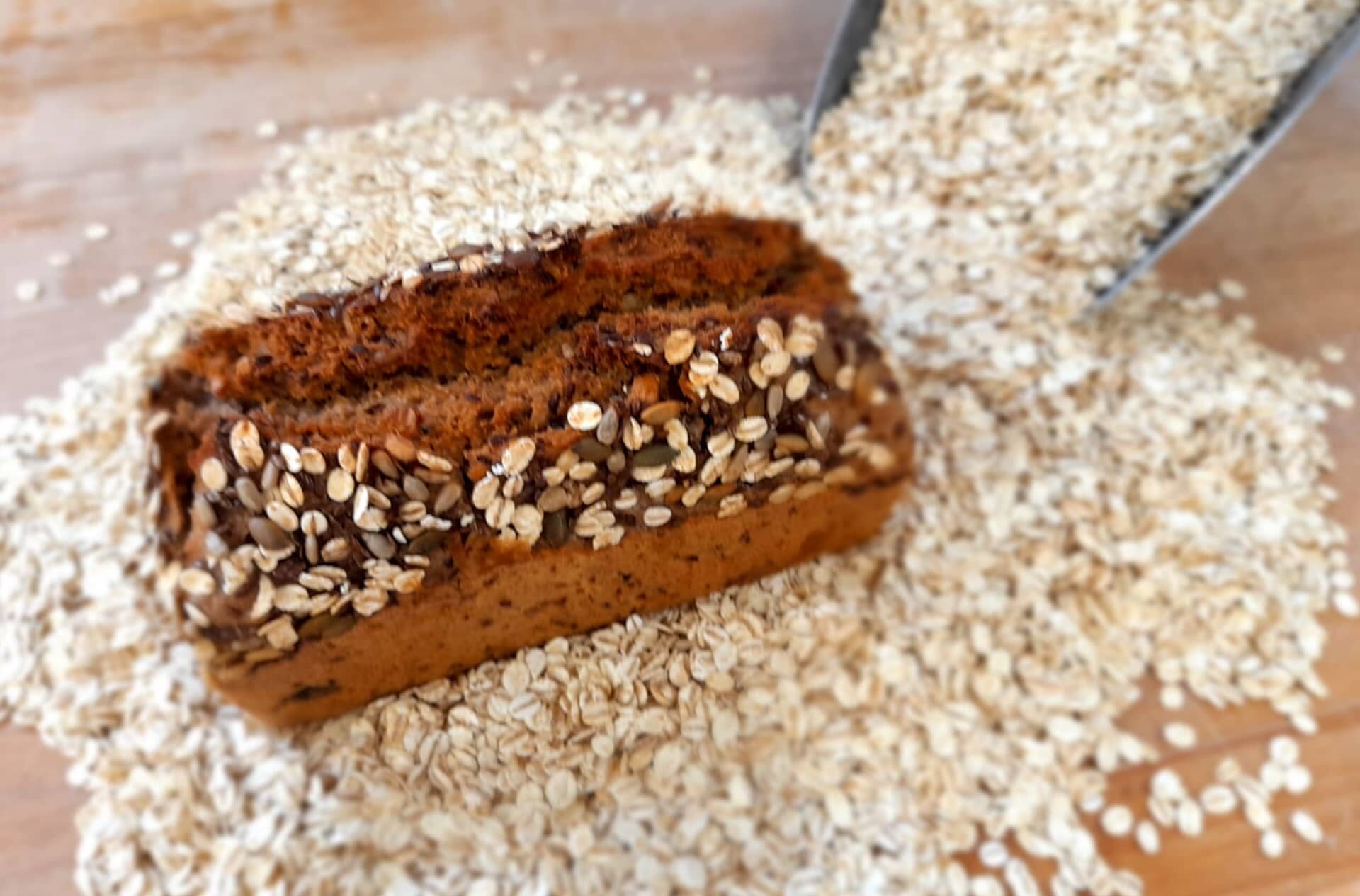 Ein Brot in der Bäckerei
